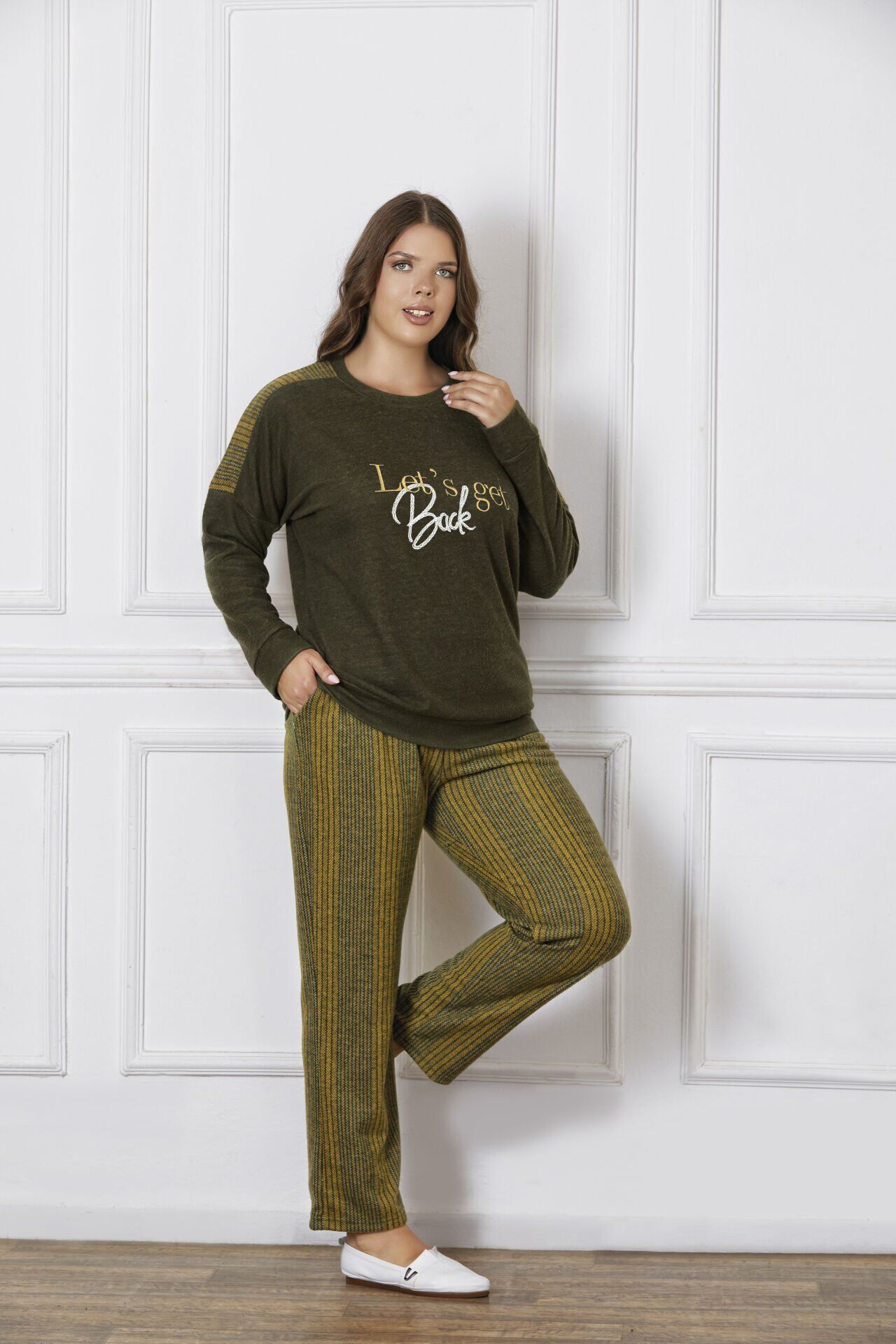 Dowry B09-132 (2XL-3XL-4XL-5XL) Uzun Kollu Bayan Pijama Takımı 4'lü